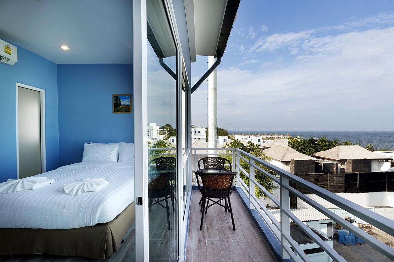 Nantra Hua Hin Hotel Exterior photo